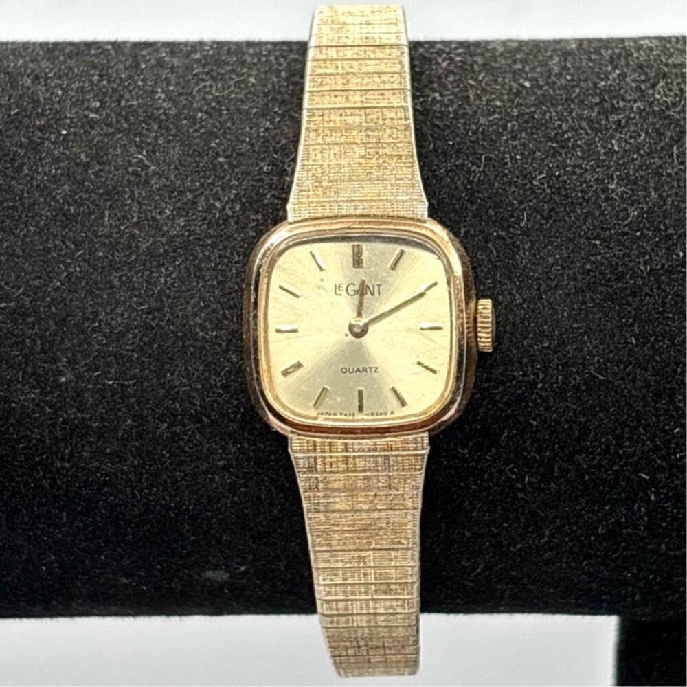 Vintage Gold Le Gant Watch
